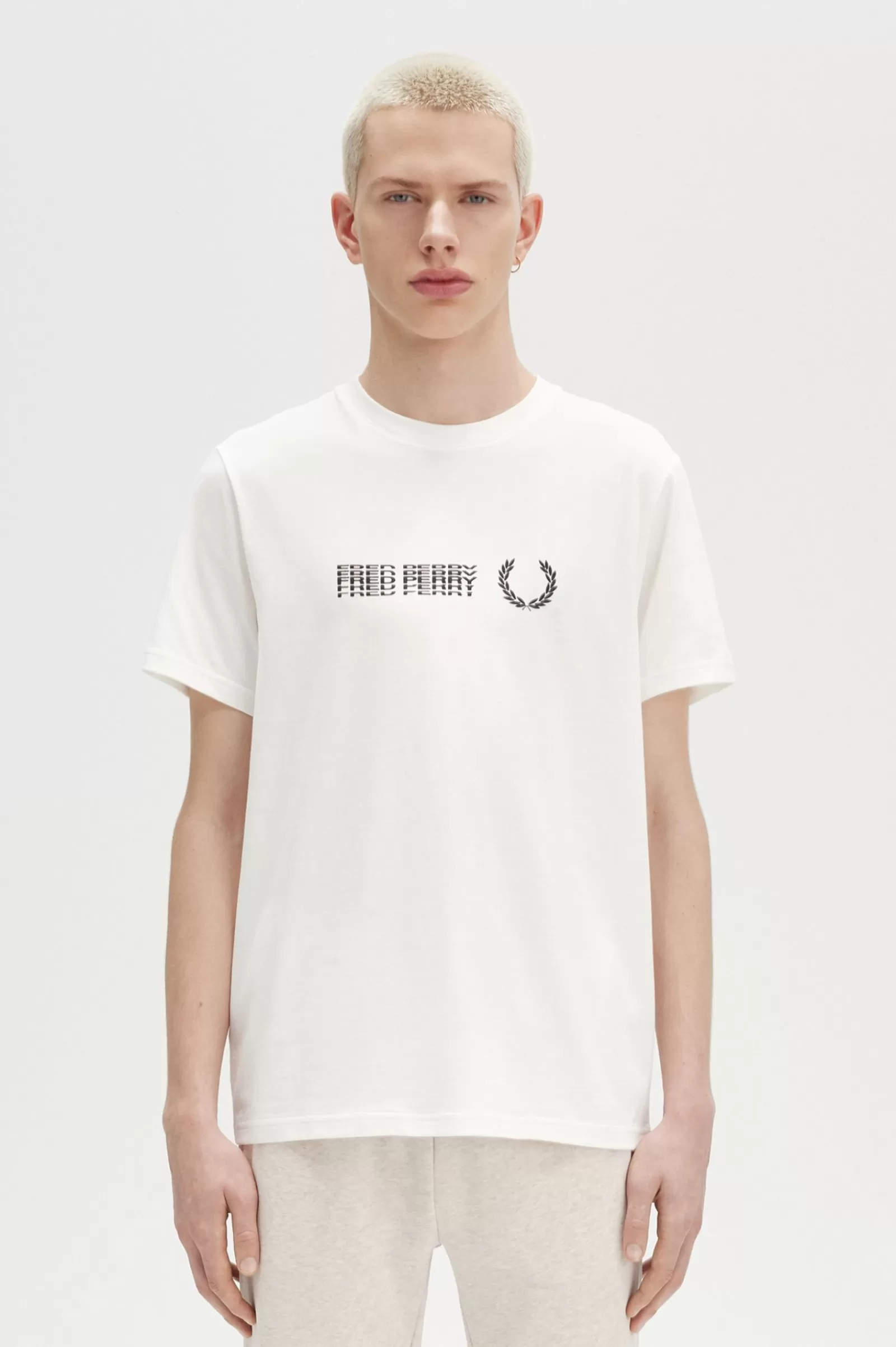 Outlet Split Graphic T-Shirt T-Shirts